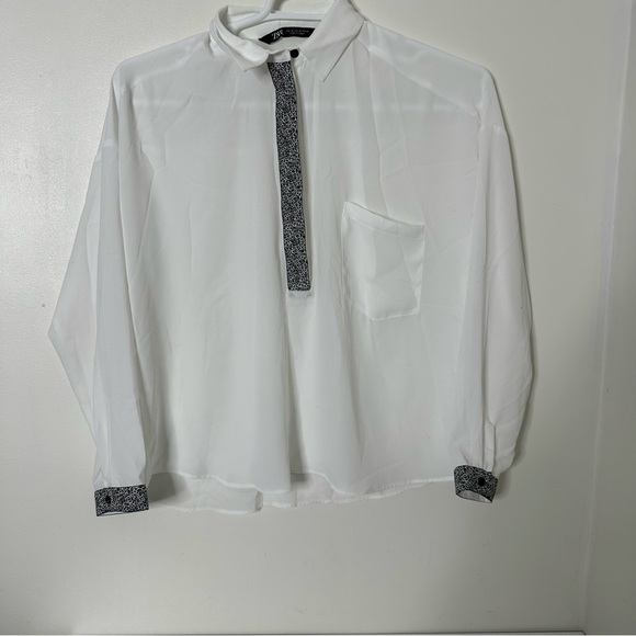 Zara women’s white  blouse with leopard animal print trim size L - Picture 1 of 8